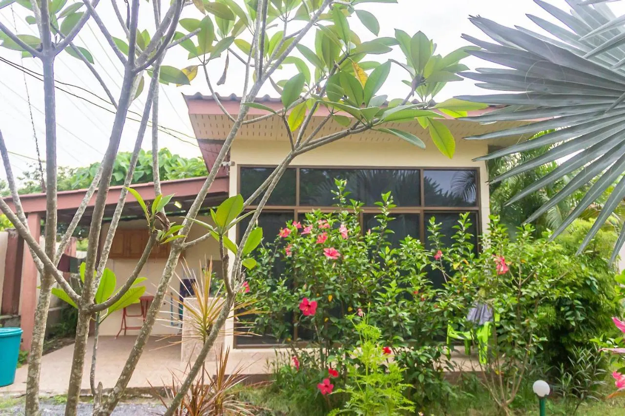 The Travelers Friend Family / Studio Room Ban Ai Dao 0*,  Thailand